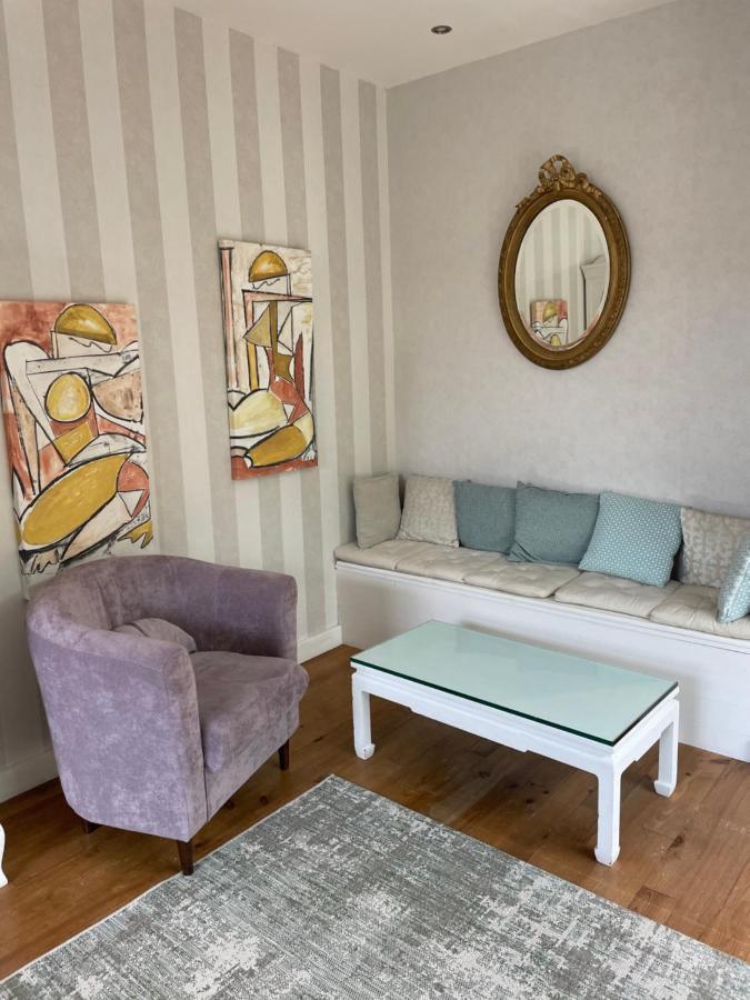 Maison La Tour Динан Экстерьер фото
