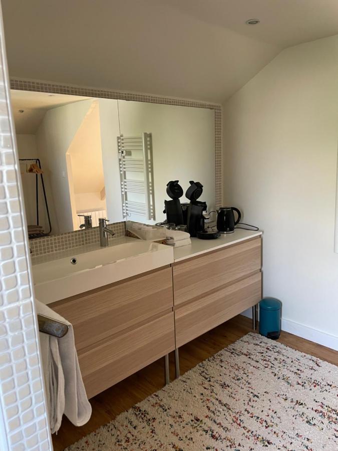 Maison La Tour Динан Экстерьер фото